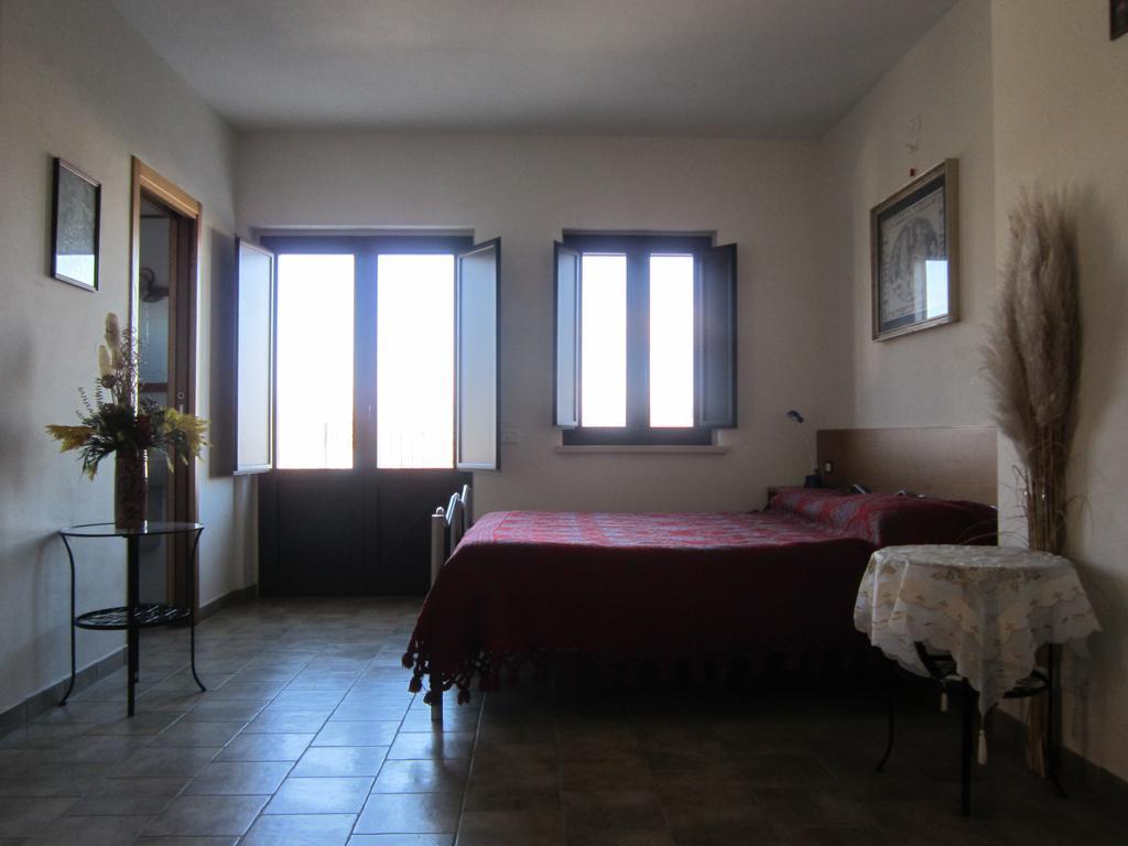 Locanda Dell'Asino D'Oro Villa Sulmona Bilik gambar